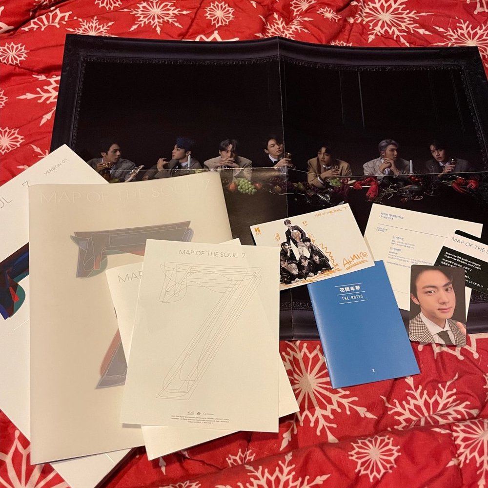 BTS MOTS V3 ALBUM W/ PHOTOCARDS